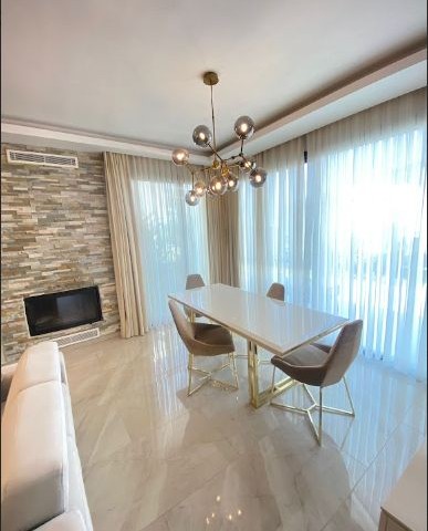 Girne Alsancak'ta Satılık 3+1 Villa 