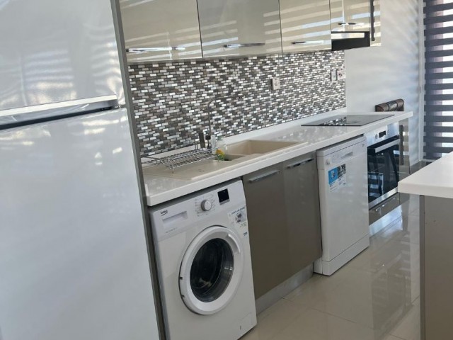 GİRNE - 2+1 EŞYALI ÇATI DAİRE