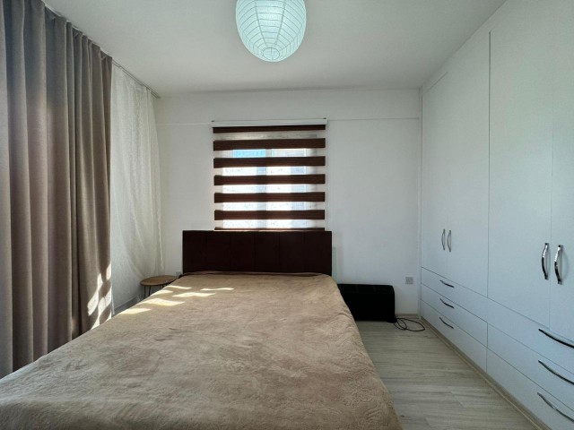 Меблированная квартира 2+1 на первом этаже площадью 80 м2 в Озанкёй 120.000 STG / 0548 823 96 10