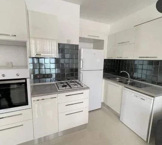 KİRALIK - GİRNE 2 YATAK ODALI EŞYALI DAİRE