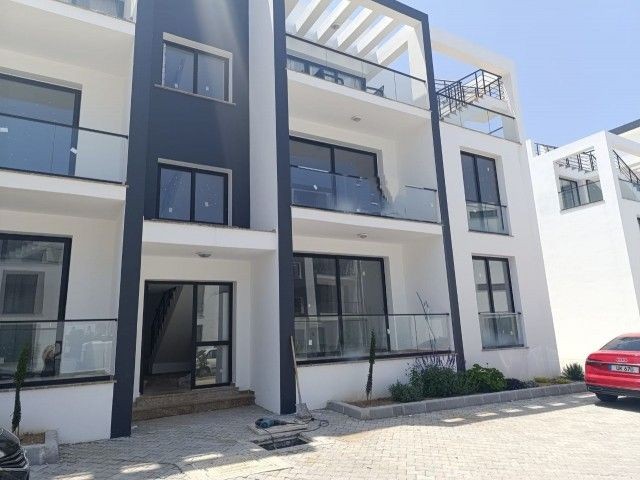 Flat For Sale in Alsancak, Kyrenia