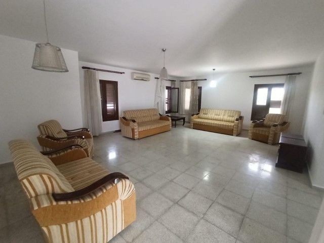 5+1 VILLA WITH POOL FOR RENT IN ALSANCAK 2.400 STG 0548 842 54 33