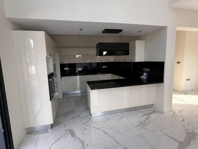 4+1 Super Luxury Villa in Kyrenia-Lapta 480,000 STG