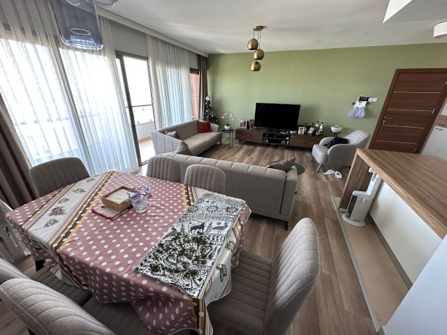 3+1 LUXURY FURNISHED FLAT WITH SEA VIEW IN EMTAN CONCEPT IN KYRENIA CENTER