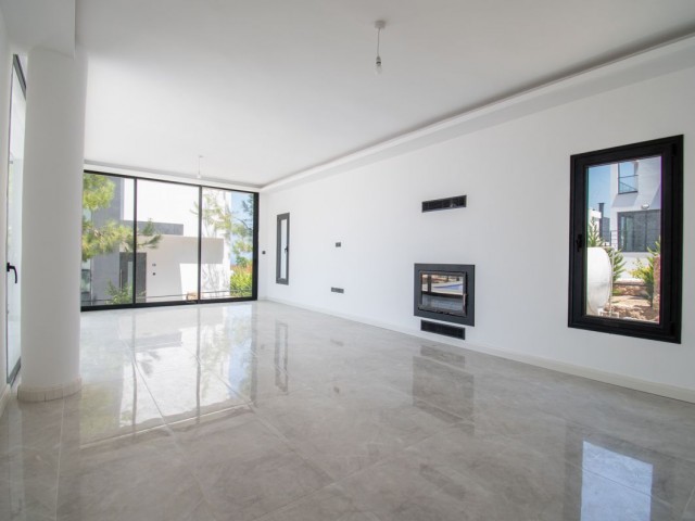 Last 1 3+1 Modern Architectural Pool Villa in Çatalköy, Kyrenia