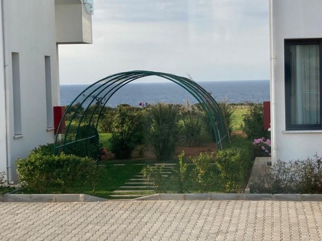 Luxuriöse 2+1-Wohnung zum Verkauf an einem Grundstück mit atemberaubendem Blick auf die Natur