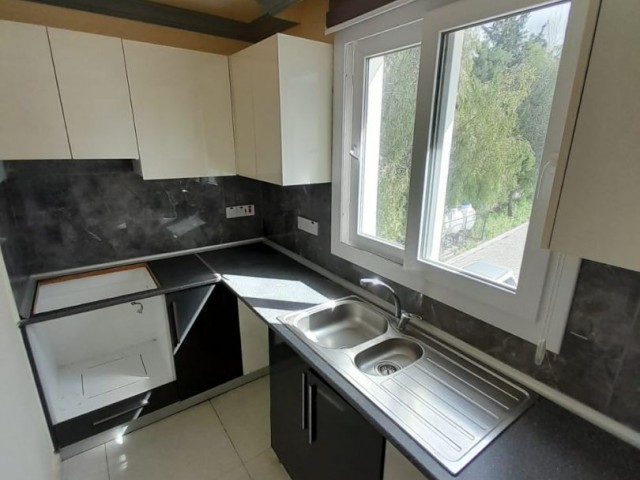 2+1 unfurnished Flat for Rent in Alsancak. £400.