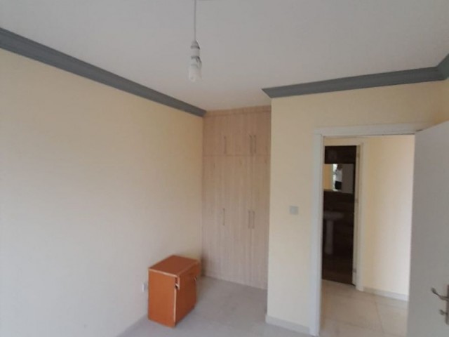 2+1 unfurnished Flat for Rent in Alsancak. £400.