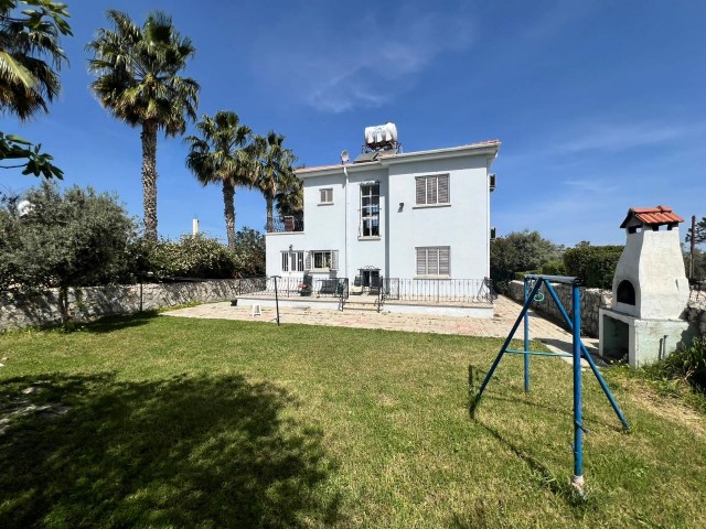 Triplex Villa in Çatalköy, Kyrenia