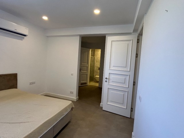 4+1 ULTRALUX DUPLEX-WOHNUNG ZU VERMIETEN MIT PRIVATEM POOL IN BELLAPAIS, KYRENIA