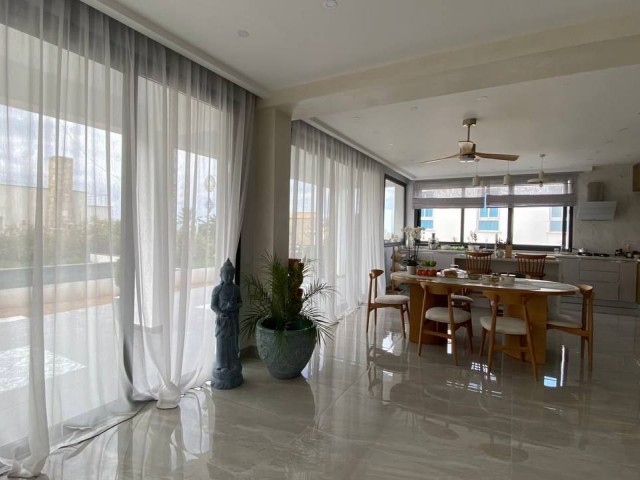 4 bedroomed luxury villa with its private swimming pool and fantastic sea view