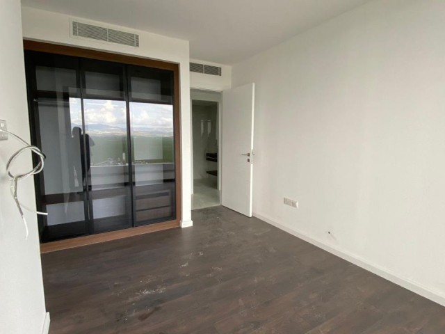 Wohnung mit vollem Meerblick in Grand Sapphire, Block B, 20. Etage