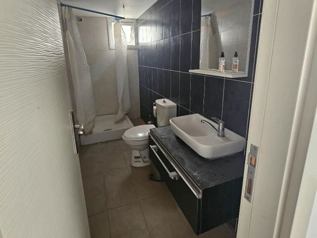 Clean flat with Turkish husband opposite Onder market