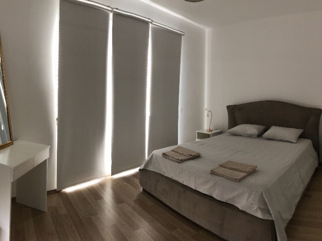 Denize sıfır full eşyalı deniz manzaralı daire