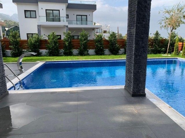 5+2 STUNNING DETACHED VILLA IN CIGLOS...