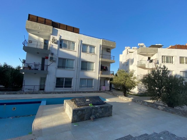 2+1 FLAT IN A OPPORTUNITY SITE WITH POOL IN ALSANCAK