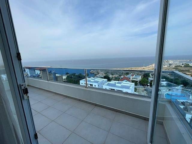 Spacious 2+1 Penthouse For Rent In Girne City Center