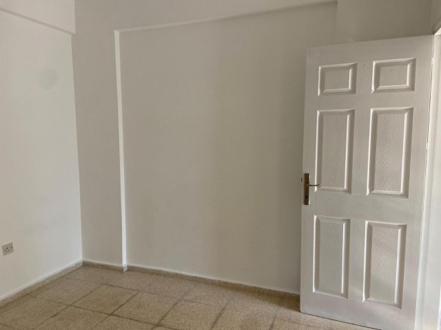Opportunity 2+1 Flat For Sale In A Central Location Of Zeytinlik