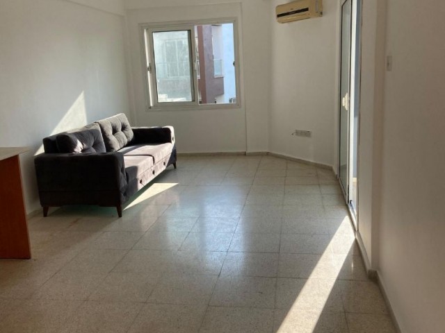 Opportunity 2+1 Flat For Sale In A Central Location Of Zeytinlik