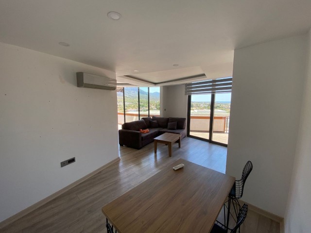 Luxuriöses 2+1-Penthouse zur Miete in einem Wohngebiet in Zeytinlik