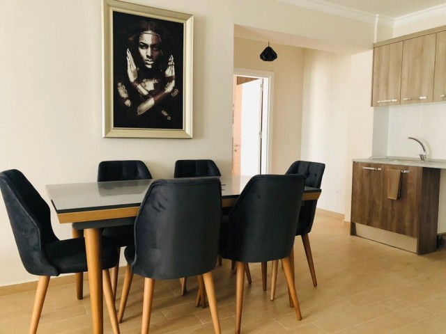 2-Zimmer-Wohnung mit viel Platz zum Verkauf im Herzen von Famagusta