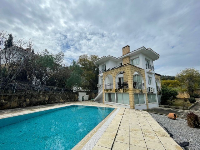 Traditional 2-Storey Villa With A Big Garden and Swimming Pool For Sale In Ozankoy