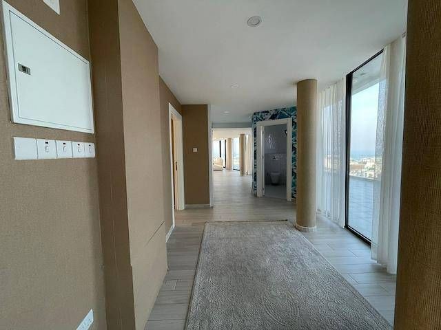 Harika Şehir, Deniz ve Dağ Manzaralı Satılık 3+1 Lüks Penthouse