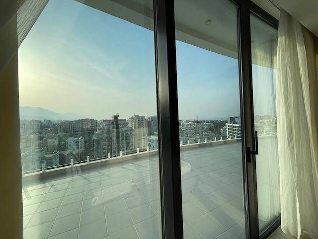 Harika Şehir, Deniz ve Dağ Manzaralı Satılık 3+1 Lüks Penthouse