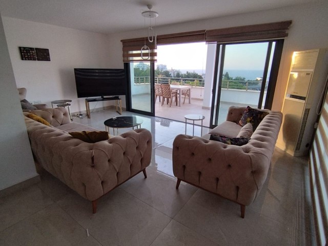 3+1 PENTHOUSE FLAT FOR RENT IN KYRENIA CENTER...