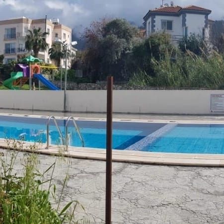 FULLY FURNISHED 2+1 FLAT IN A SITE WITH POOL IN ALSANCAK...