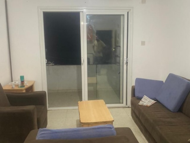 Fully furnished 1+1 flat for rent in Zeytinlik, suitable for students only 