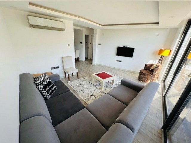 2 + 1 Lu Llogara Residence Full esyali ** 