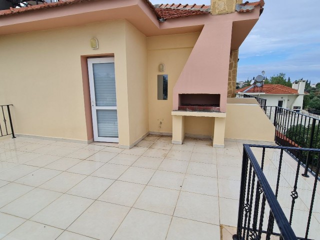 Villa To Rent in Alsancak, Kyrenia