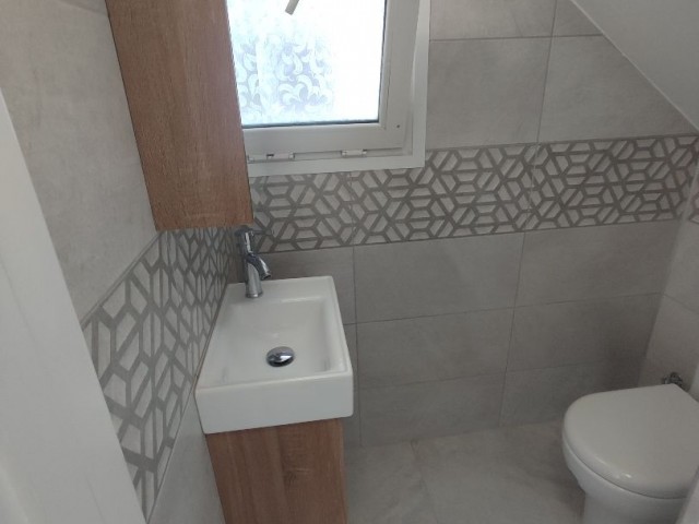 FULLY FURNISHED 3+1 FLAT IN KYRENIA CENTER