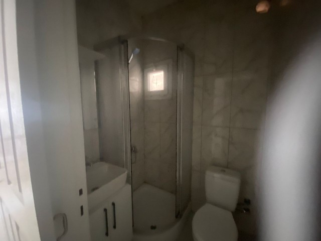 ALSANCAK 3+1 FLAT FOR SALE