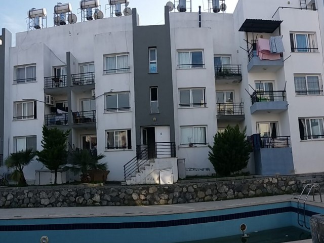 Erschwingliche 2+1 in Kyrenia Alsancak