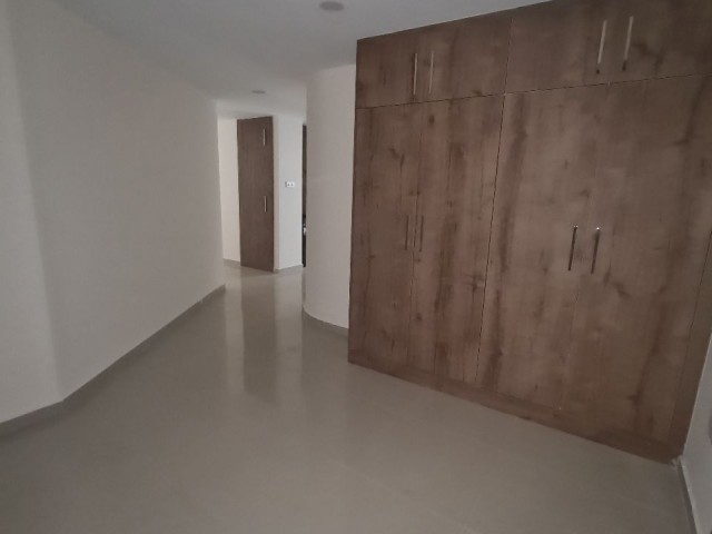 GIRNE DE LUX TRIPLEX OZEL HAVUZLU PENTHOUSE 