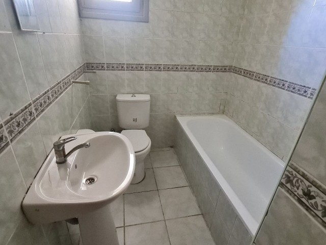 Flat To Rent in Girne Merkez, Kyrenia