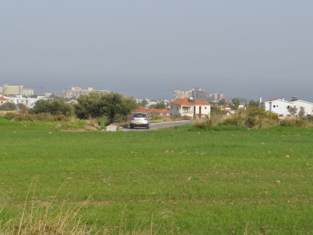 Residential Zoned Plot For Sale in Alsancak, Kyrenia