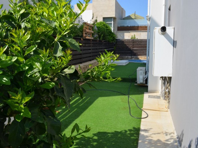 Kyrenia Chatalkoy 3+ 1 Villa for Sale / Duplex with Pool ** 