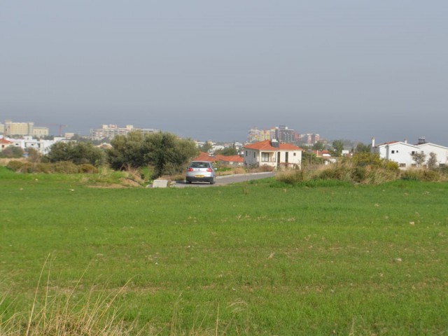 A plot of land for sale in Kyrenia Als Decak ** 