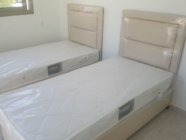 Girne Karakum'da aAna cadde üzerinde 2+1 Kiralık Daire