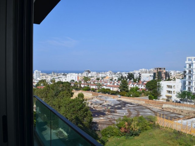 Girne Merkez  Satılık 3+1 Penthouse