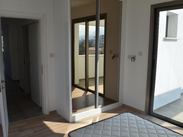 Girne Merkez  Satılık 3+1 Penthouse