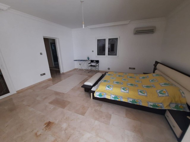 4+1 Villa Zu Vermieten In Kyrenia Alsancak / Mit Pool ** 