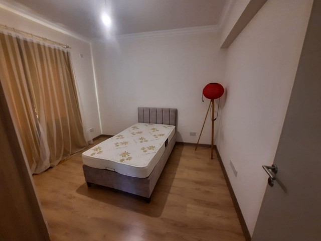 2+1 Wohnung zum Verkauf im Kyrenia Center