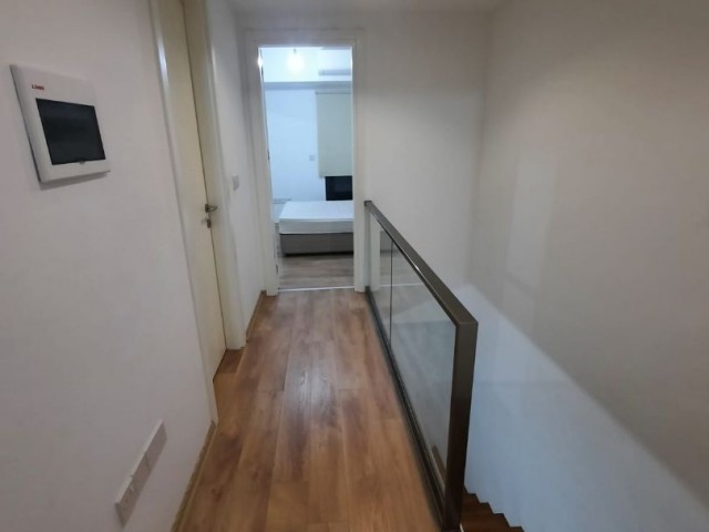 2+1 Maisonette-Wohnung zum Verkauf im Zentrum von Kyrenia