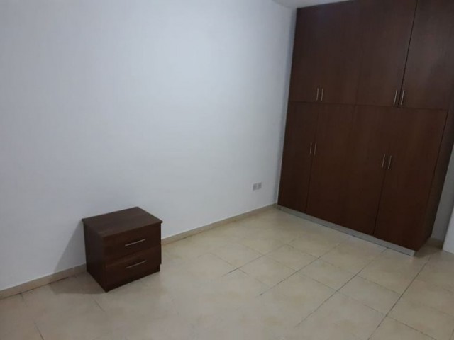 2+1 Office Flat for Rent in Kyrenia Center Karakum