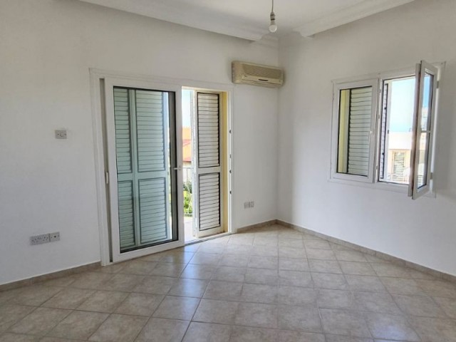 3+1 VILLA ZU VERMIETEN IN GİRNE YEŞİLTEPE / MIT PRIVATEM POOL / GROSSEM GARTEN