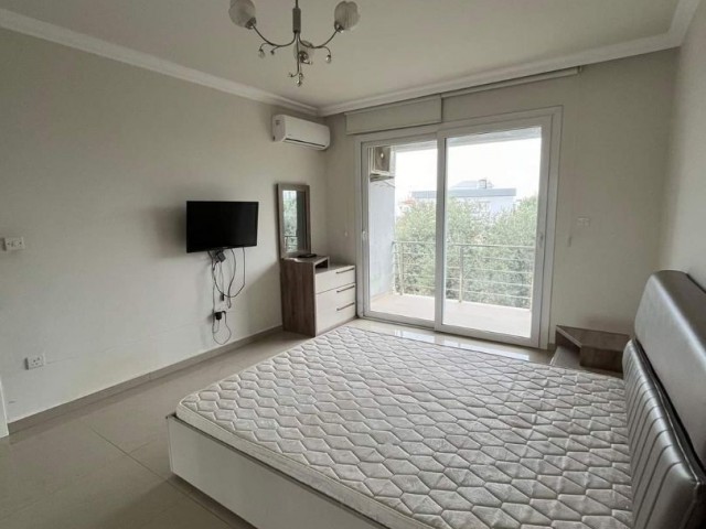 آپارتمان 3+1 تمیز و به خوبی نگهداری شده برای اجاره در دوغانکوی، گیرنه